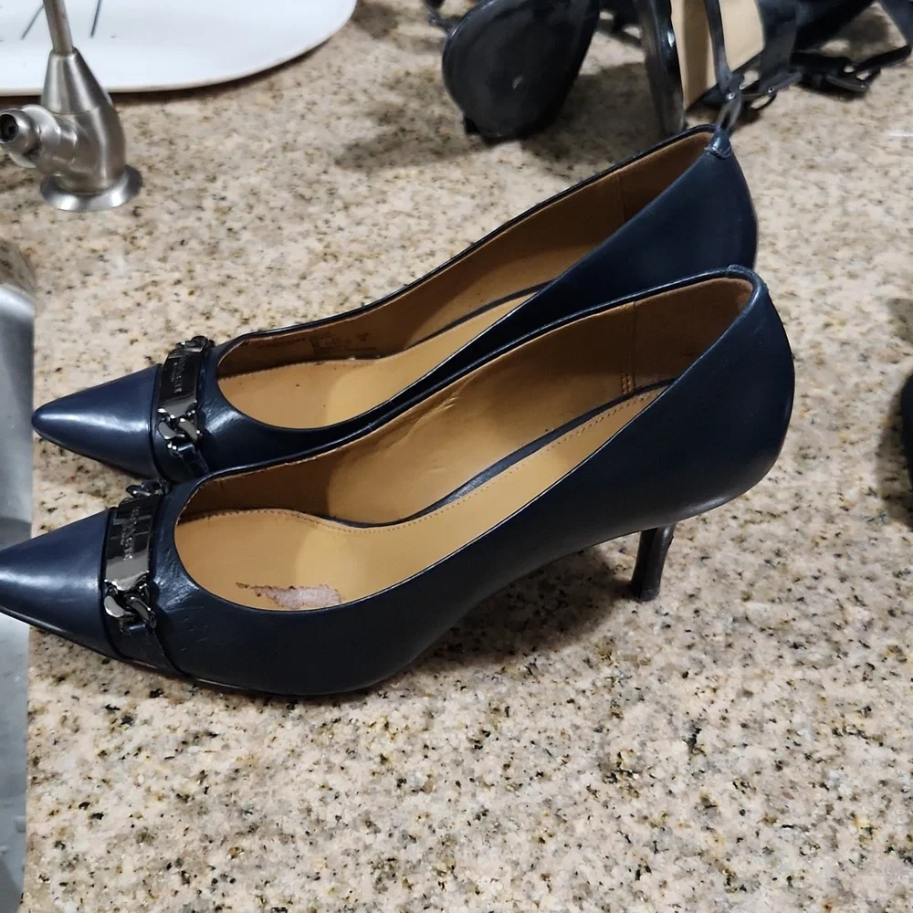 Coach heels - Picture 4 of 5